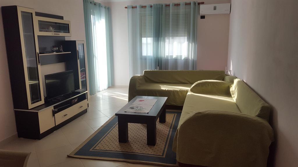 Faik Shehu Apartments ドゥラス エクステリア 写真