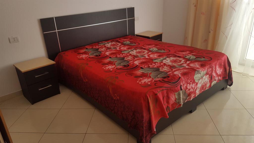Faik Shehu Apartments ドゥラス エクステリア 写真