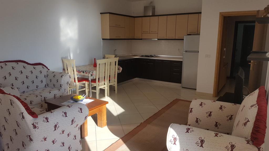 Faik Shehu Apartments ドゥラス エクステリア 写真