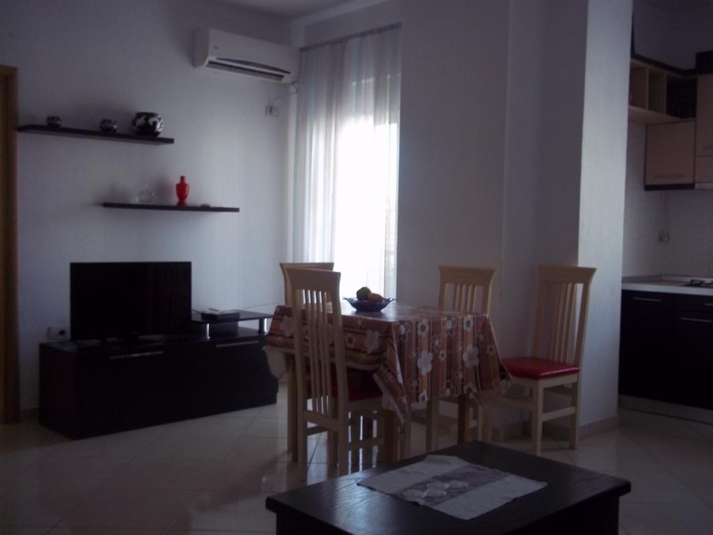 Faik Shehu Apartments ドゥラス エクステリア 写真