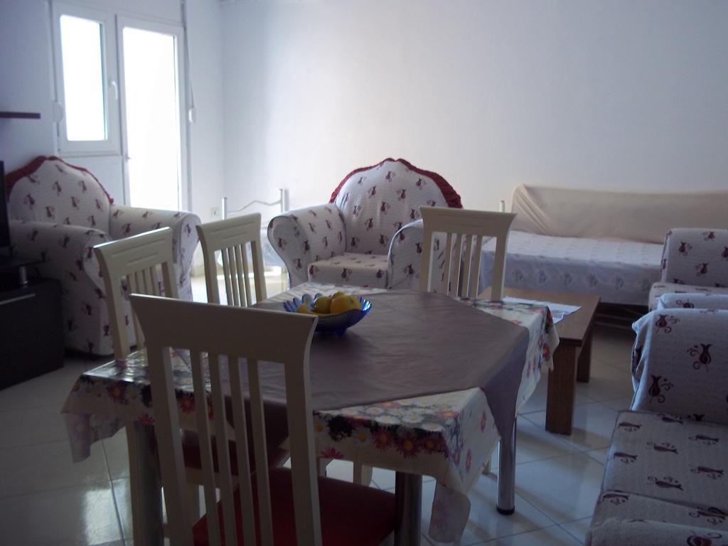 Faik Shehu Apartments ドゥラス エクステリア 写真