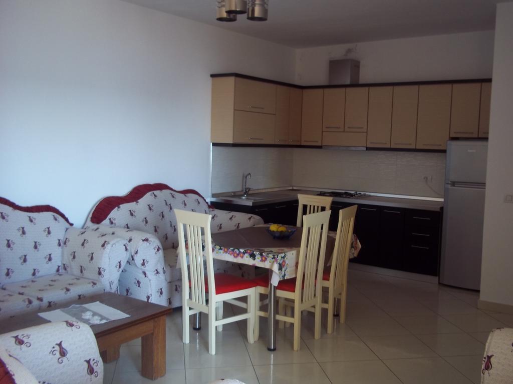 Faik Shehu Apartments ドゥラス エクステリア 写真