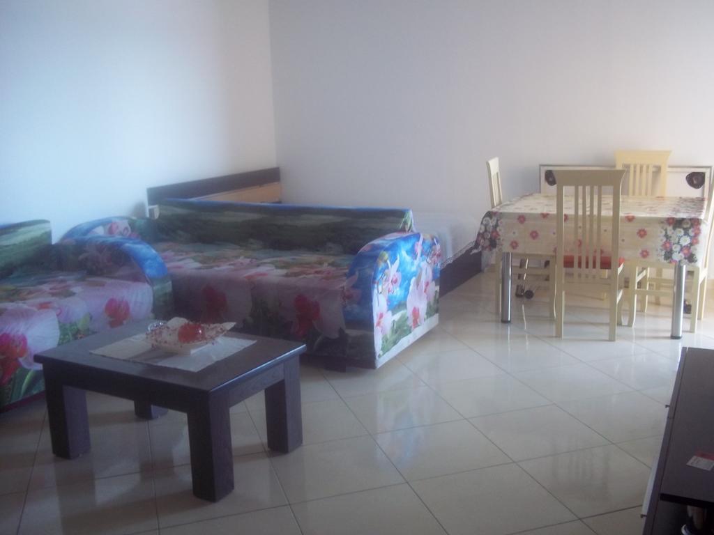 Faik Shehu Apartments ドゥラス エクステリア 写真